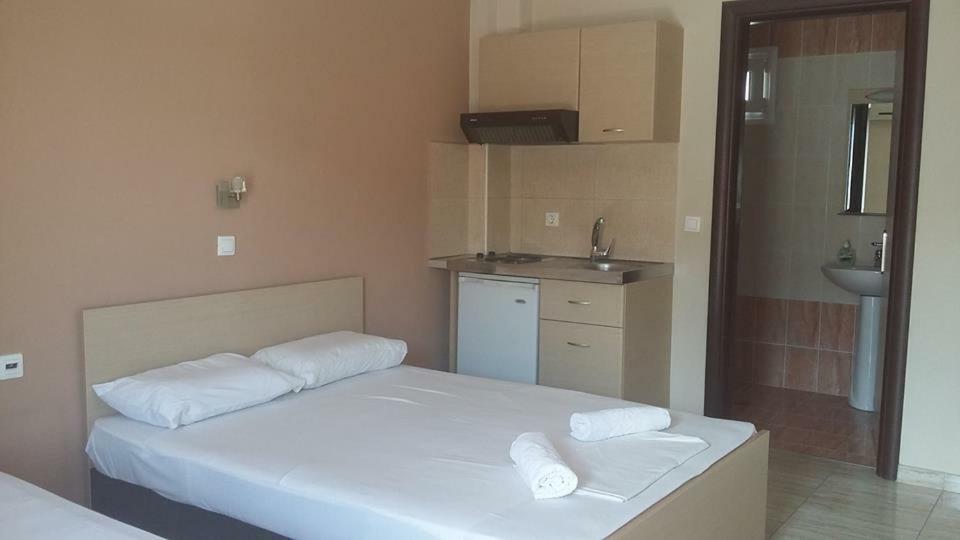 Villa Eleni Paralia Katerinis Luaran gambar